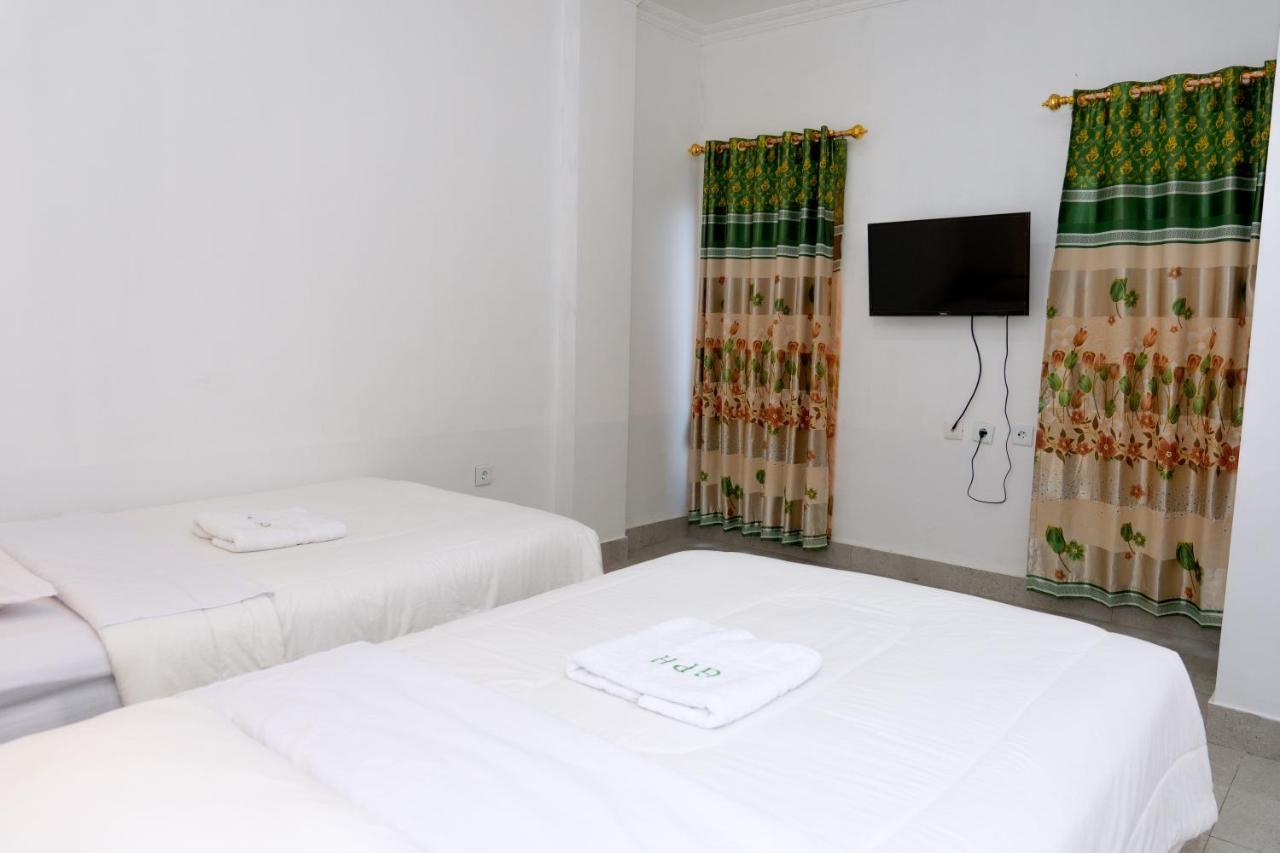 Monte Prundi Hotel Labuan Bajo Exterior foto