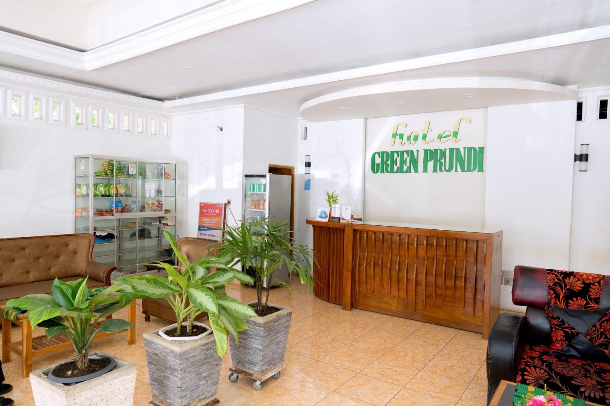 Monte Prundi Hotel Labuan Bajo Exterior foto